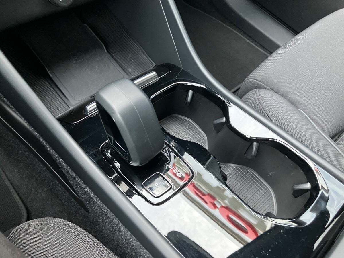 Sort Volvo XC40 fra 2022