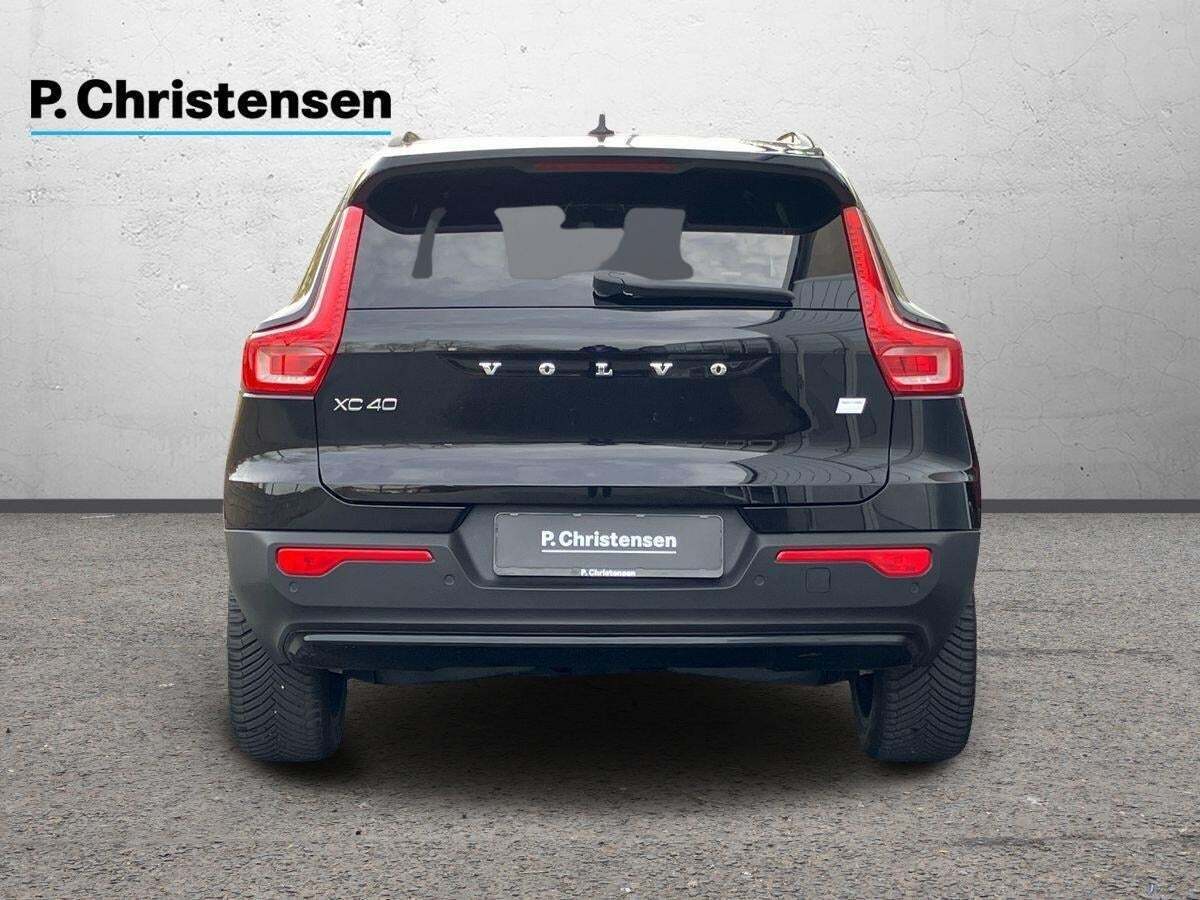 Volvo XC40 P6 ReCharge Core