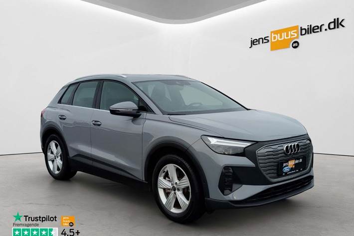 Sølv Audi Q4 e-tron fra 2021 set udefra