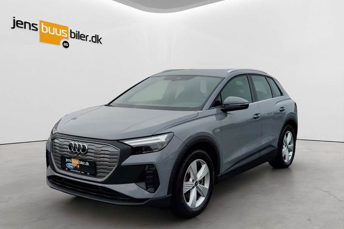 Sølv Audi Q4 e-tron fra 2021
