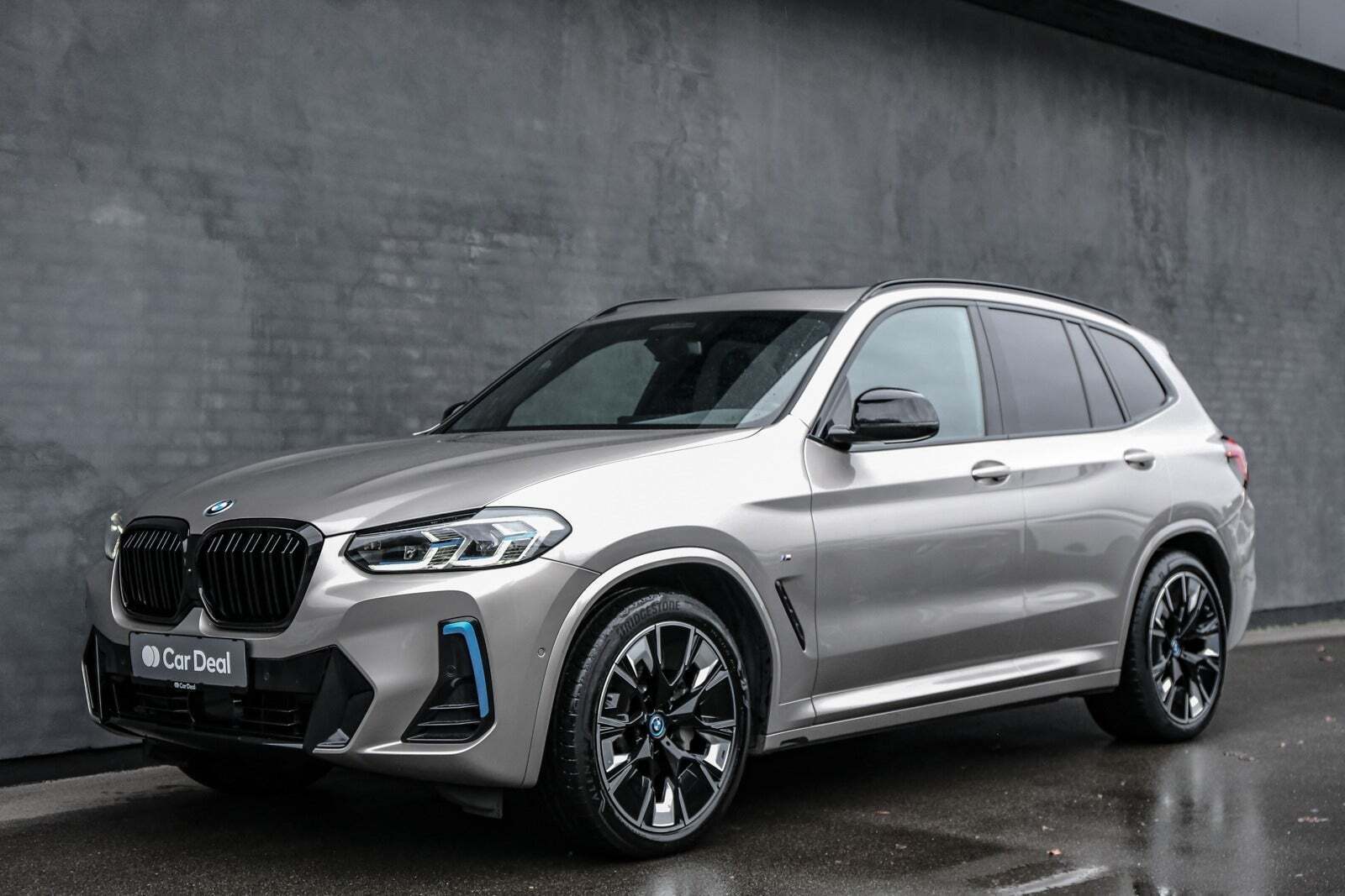 BMW iX3 Charged M-Sport
