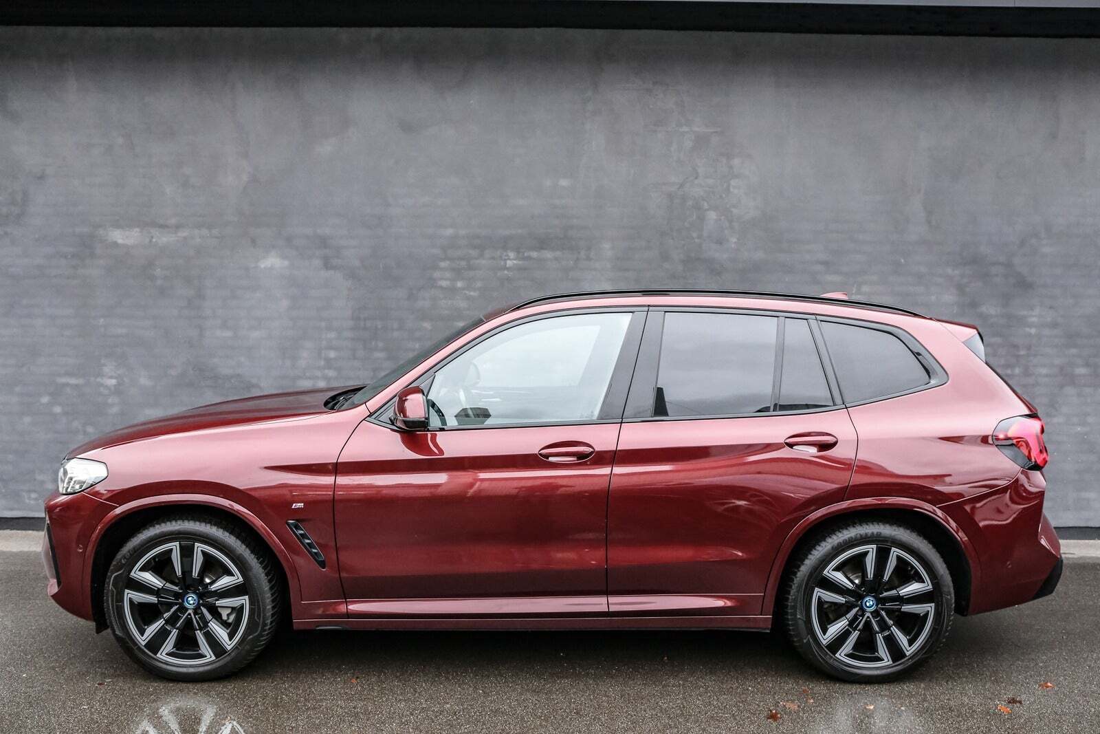 BMW iX3 Charged M-Sport