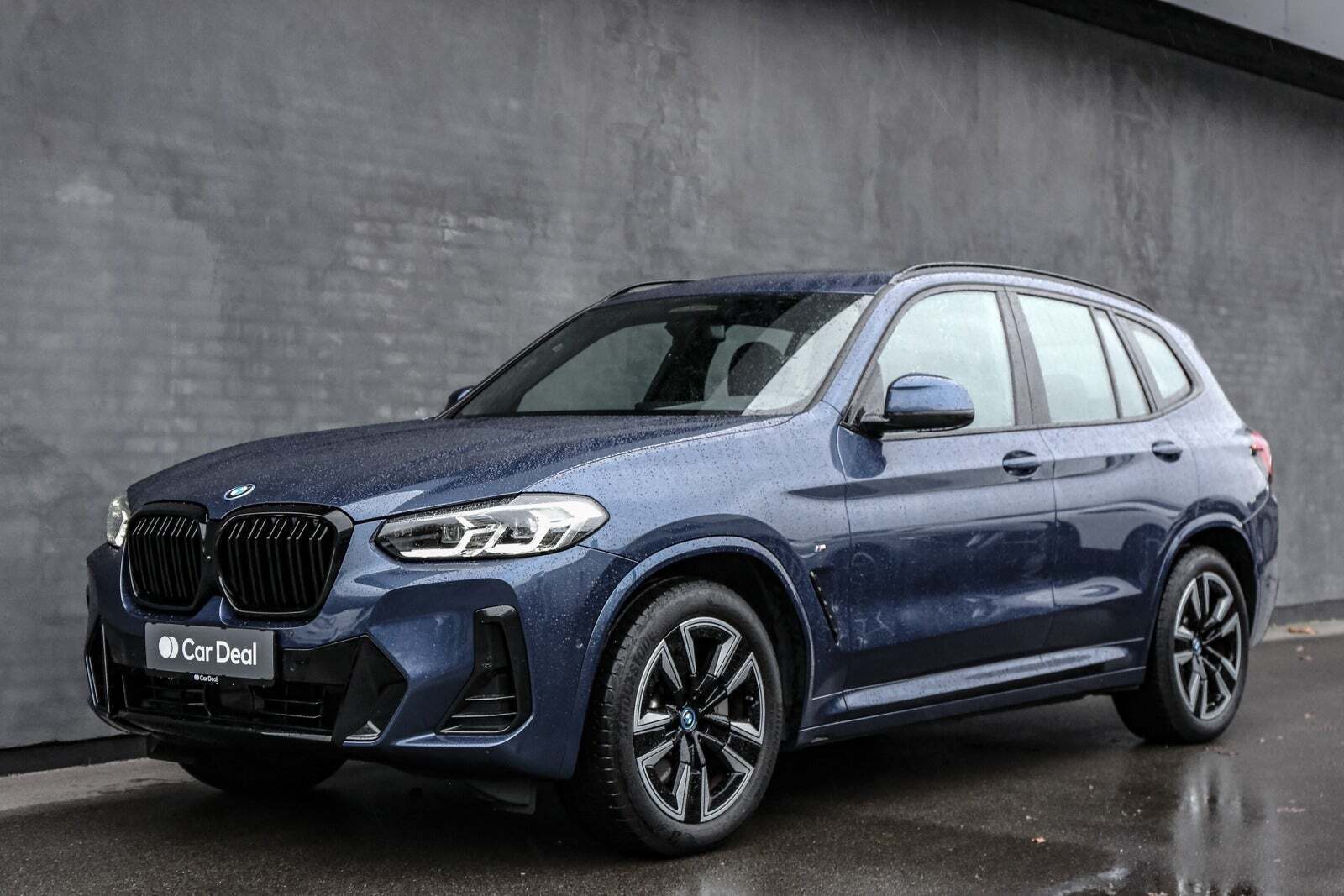 BMW iX3 Charged M-Sport