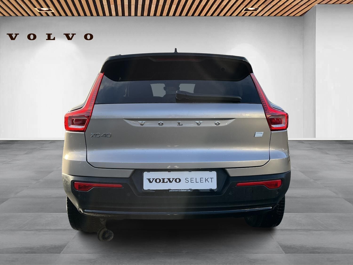 Volvo XC40 Recharge Extended Range Core 252HK 5d Aut.