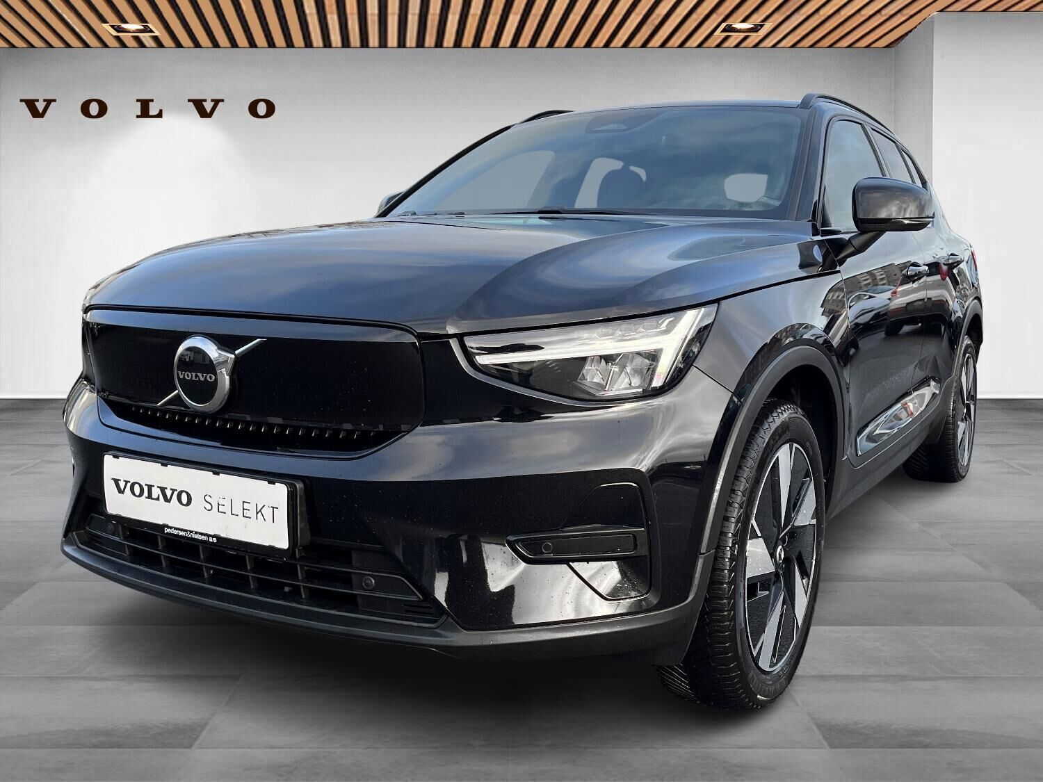 Volvo XC40 Recharge Extended Range Plus 252HK 5d Aut.