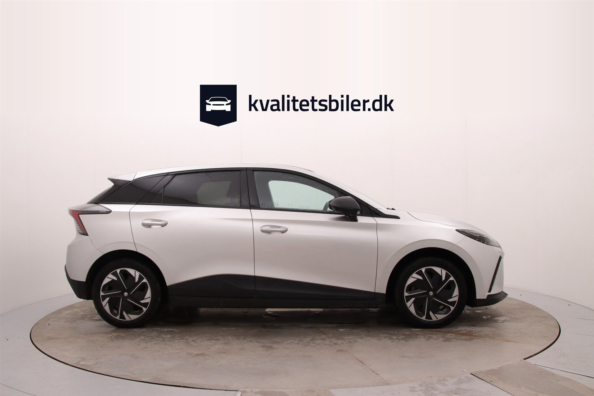 MG MG4 Electric EL Luxury Long Range 204HK 5d Aut.