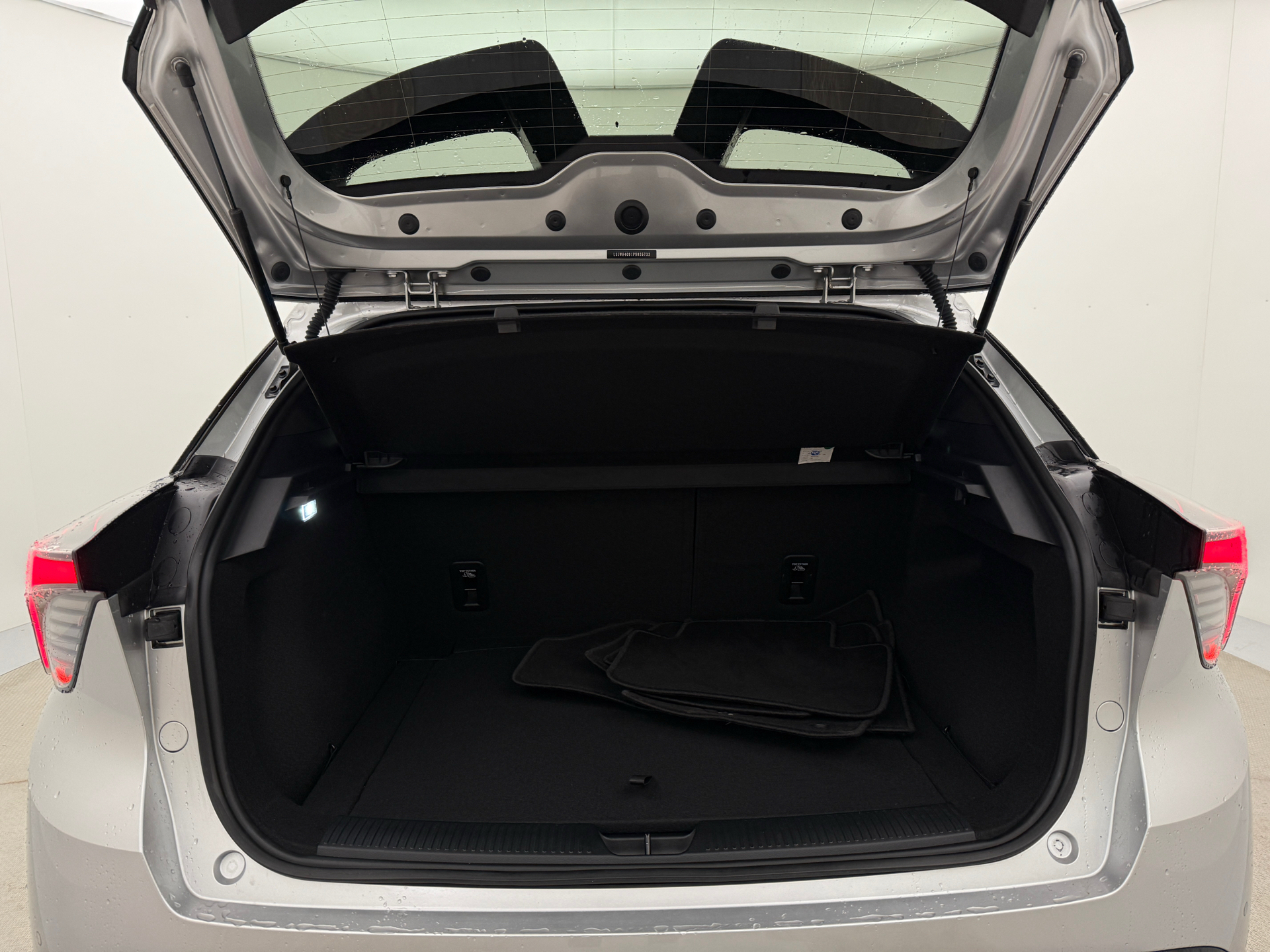 Sølv MG MG4 Electric fra 2023