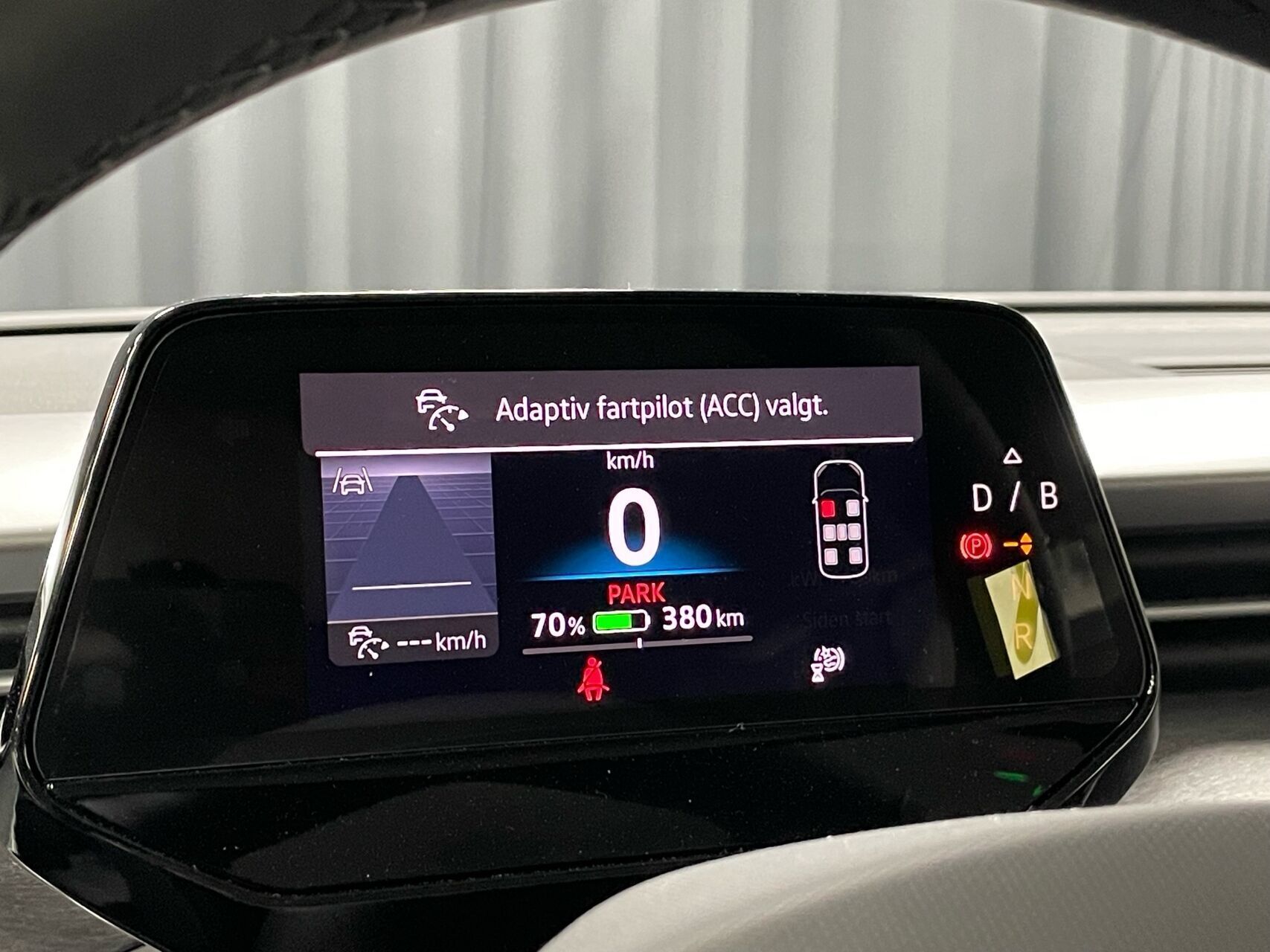 Hvid VW ID.Buzz fra 2025