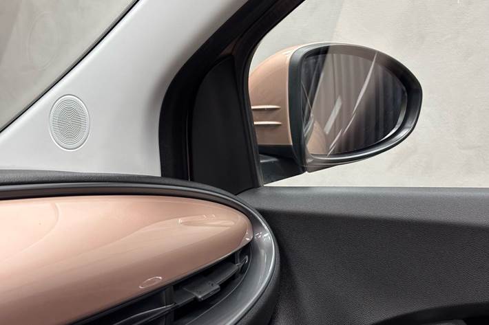 Gul Fiat 500e fra 2024