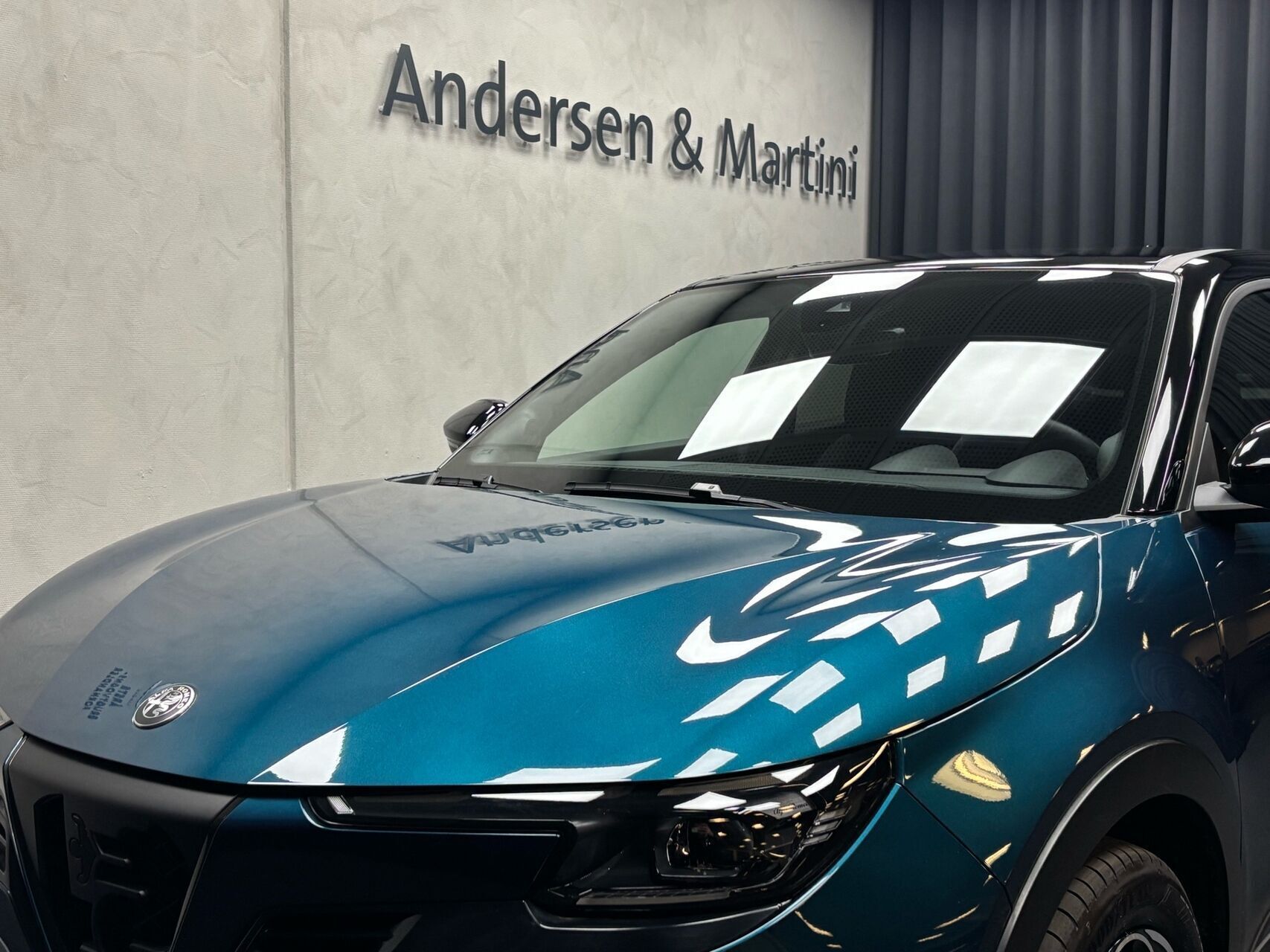 Alfa Romeo Junior EL Speciale 156HK 5d Aut.