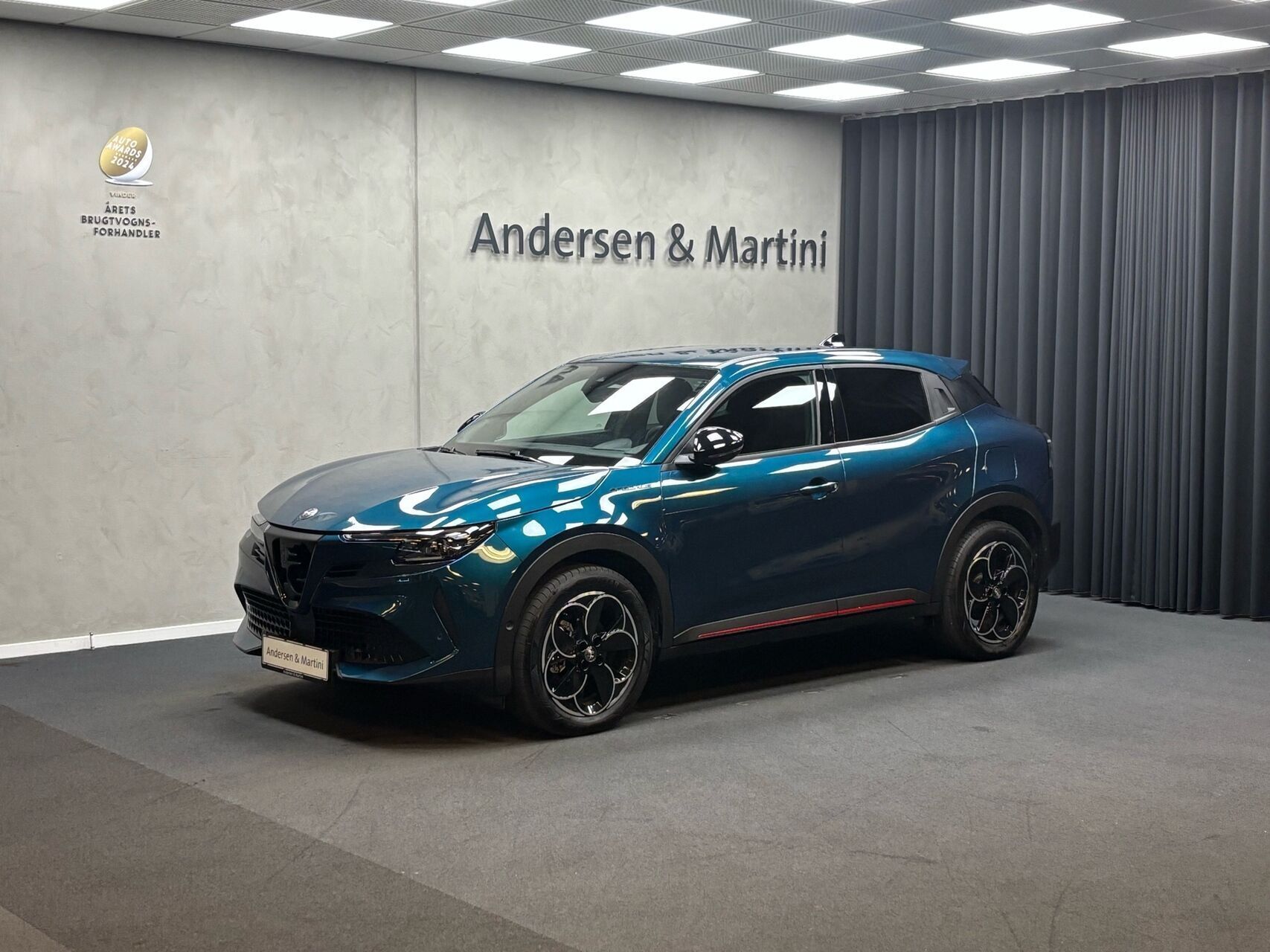 Alfa Romeo Junior EL Speciale 156HK 5d Aut.