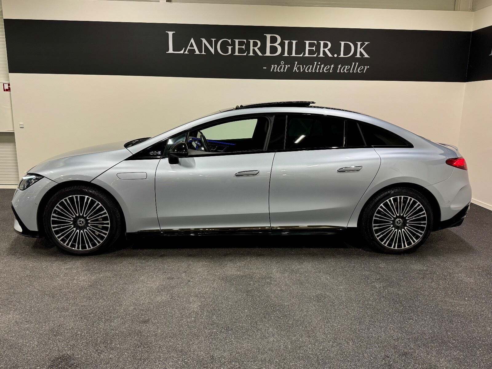 Mercedes EQE300 AMG Line