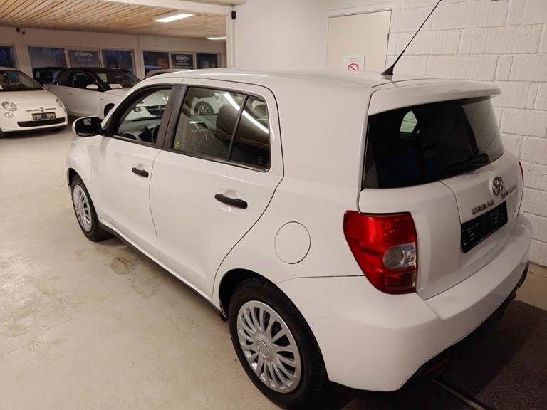 Toyota Urban Cruiser 1,3 VVT-i T1