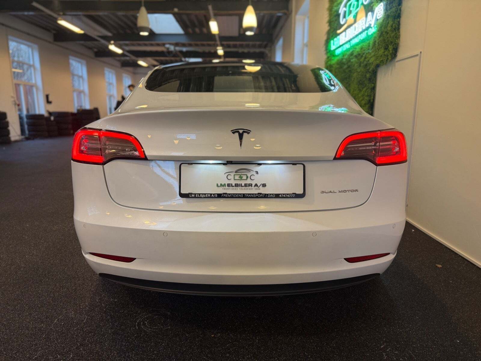 Tesla Model 3 Long Range AWD