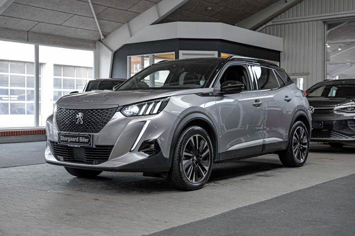Sølv Peugeot e-2008 fra 2022