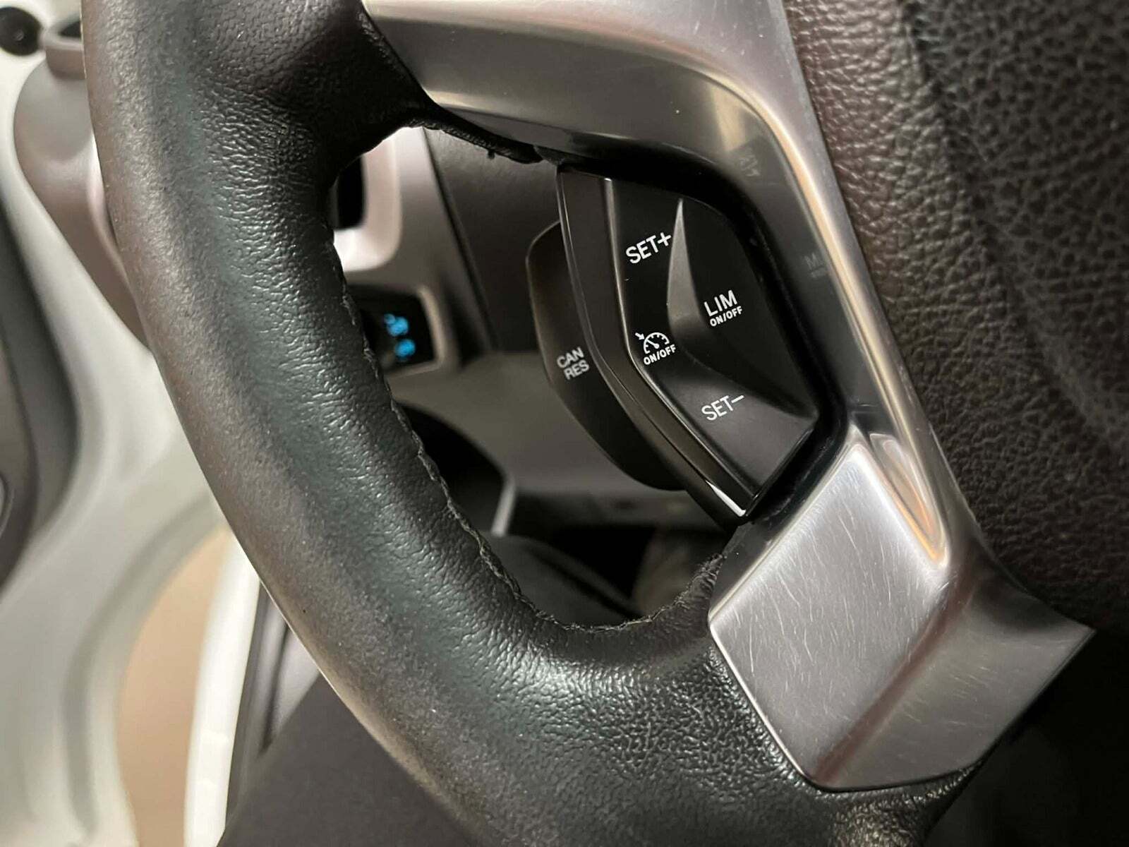 Hvid Ford Transit Custom 290S fra 2015