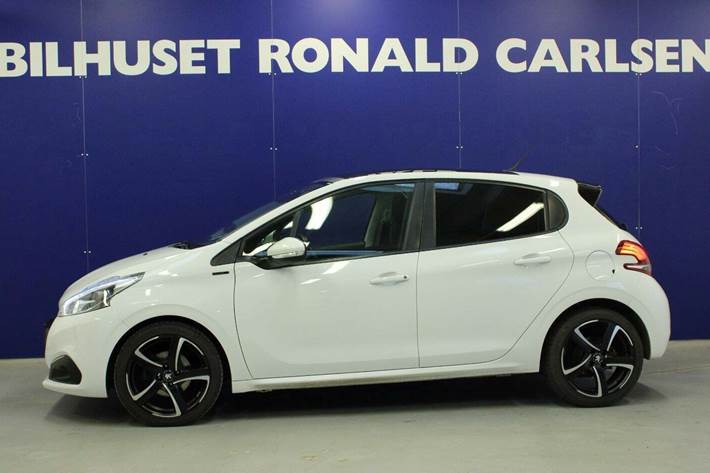 Hvid Peugeot 208 fra 2018