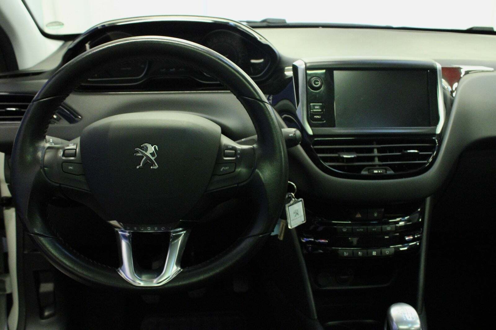 Peugeot 208 1,5 BlueHDi 100 Signature Sky