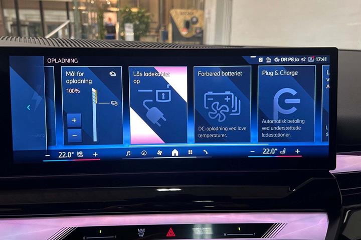 Sort BMW i5 fra 2024