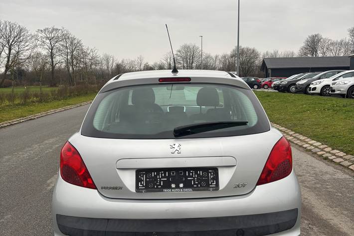 undefined Peugeot 207 fra 2008