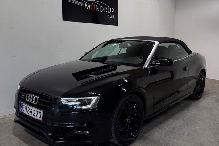 Sort Audi S5 fra 2016 set udefra