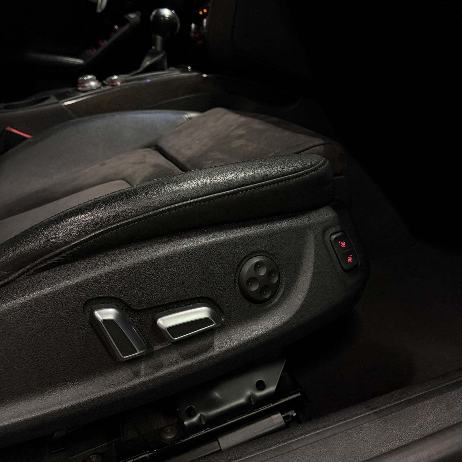 Audi S5 3,0 TFSi Cabriolet quattro S-tr.