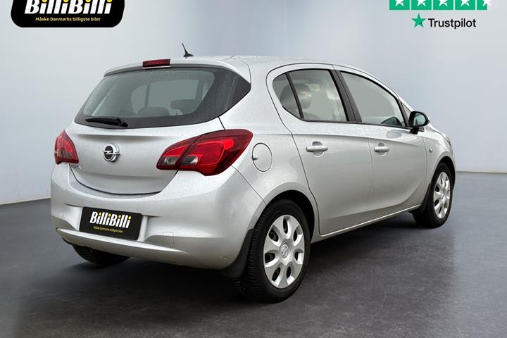 Sølv Opel Corsa fra 2018
