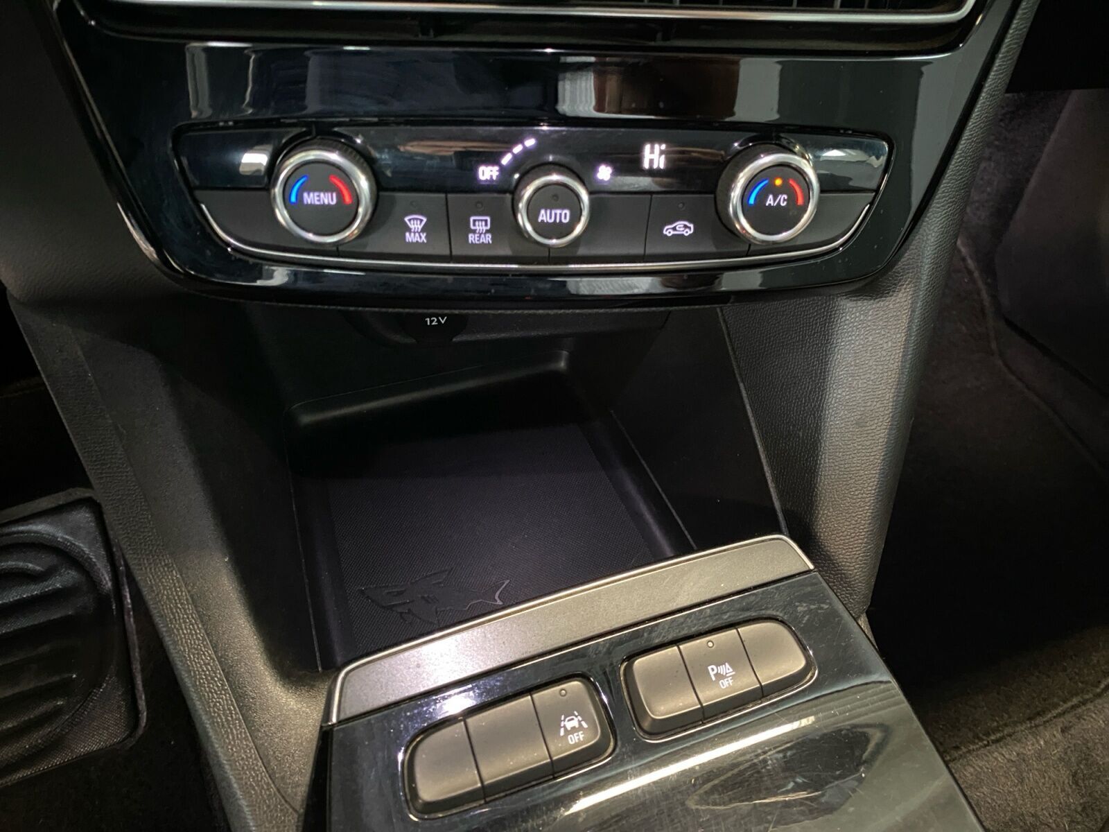 Hvid Opel Mokka-e fra 2022