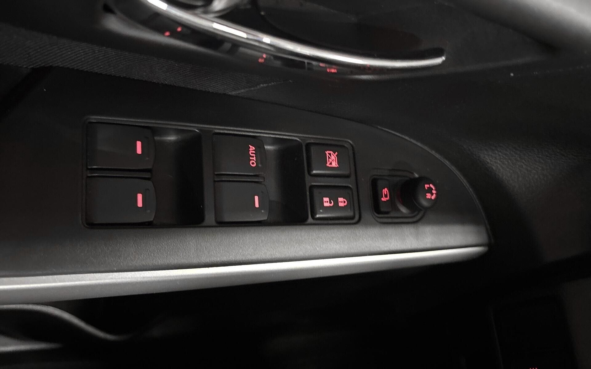 Grå Suzuki S-Cross fra 2021