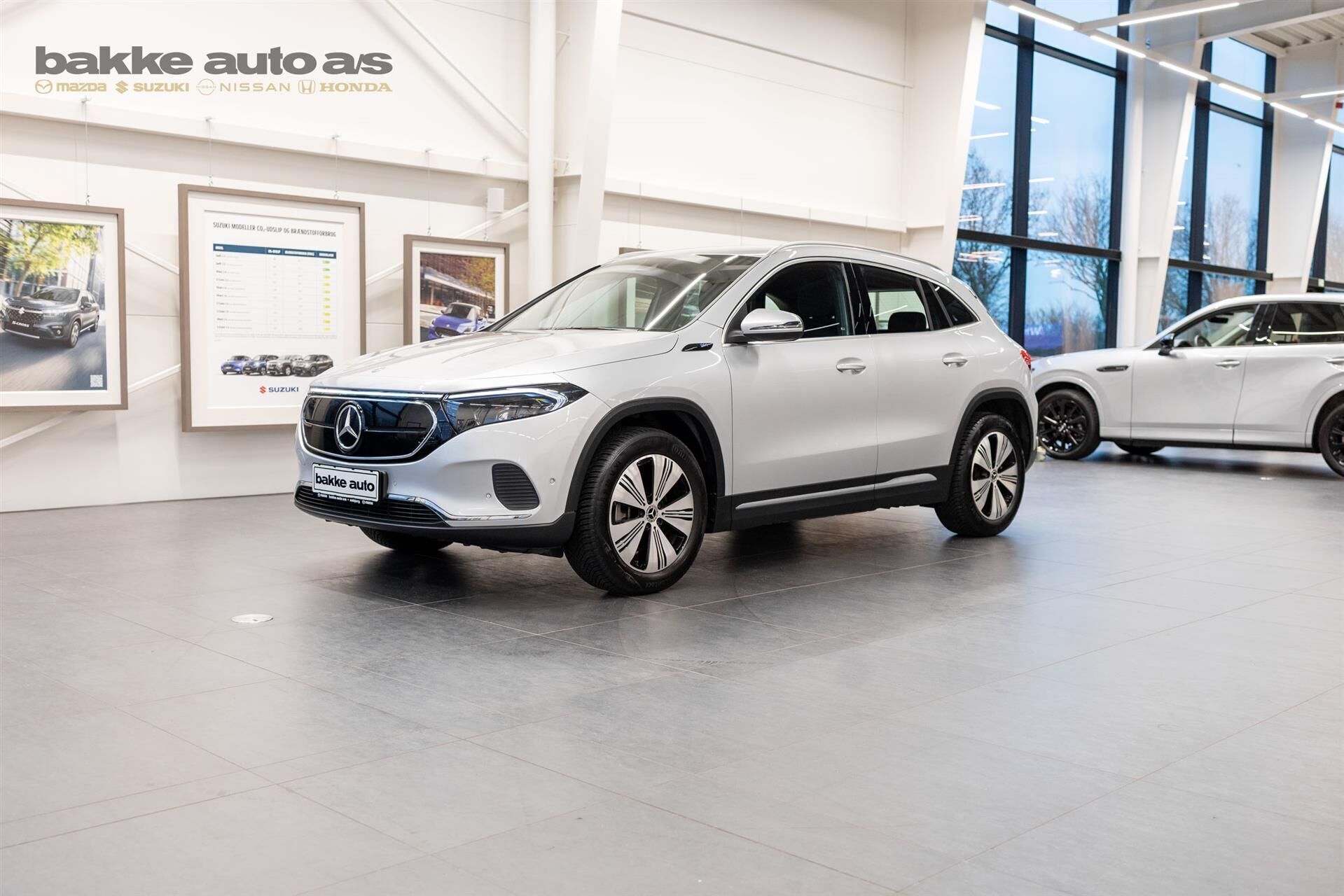 Mercedes EQA 300 EL 4Matic 228HK 5d Aut.