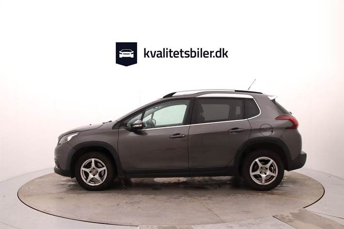 Grå Peugeot 2008 fra 2019