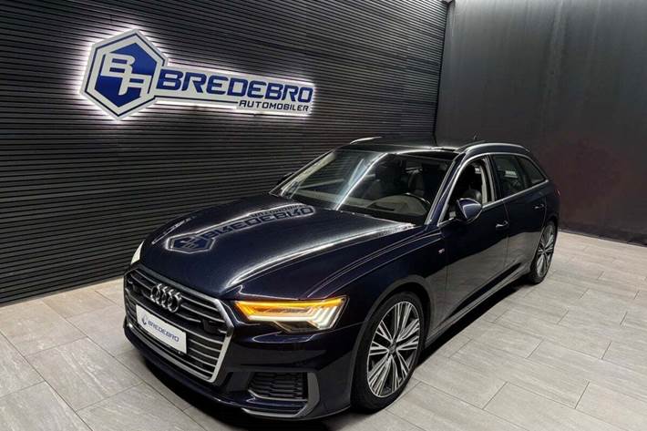 Blå Audi A6 fra 2018 set udefra
