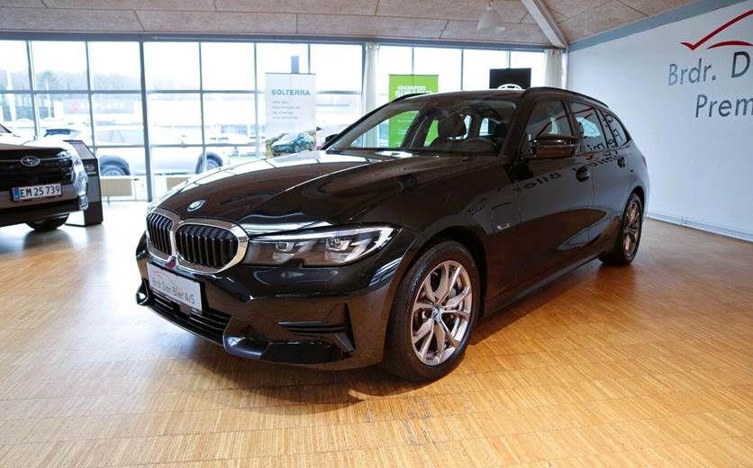 BMW 330e 2,0 Touring Sport Line aut.
