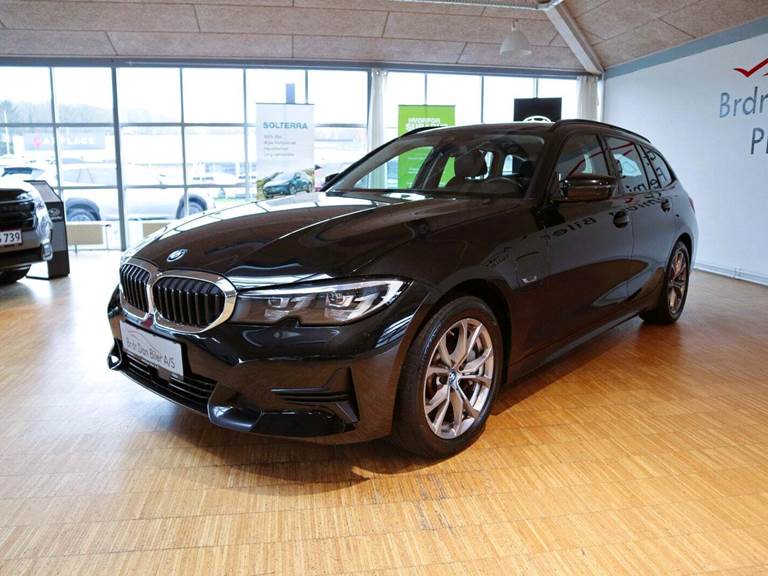 BMW 330e 2,0 Touring Sport Line aut.