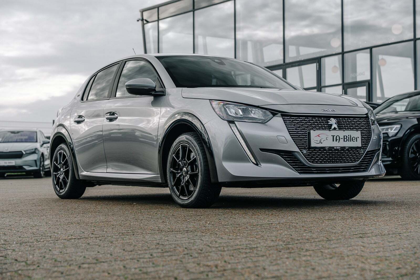 Peugeot e-208 50 Active Pack