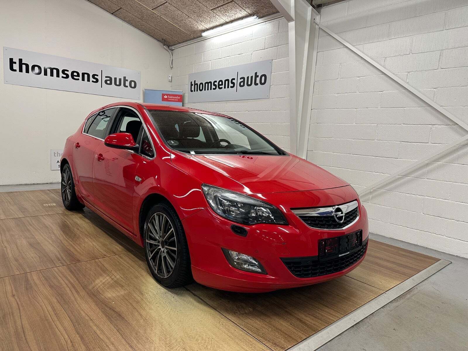 Opel Astra 1,6 T 180 Enjoy