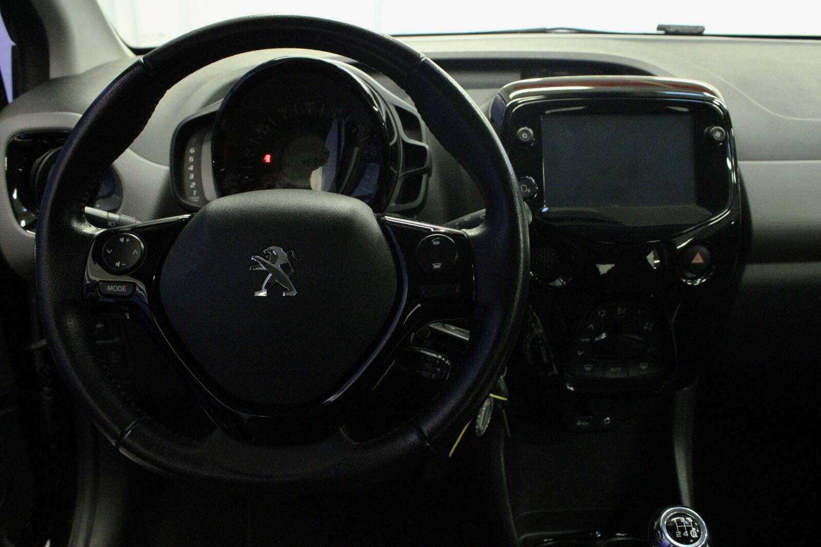 Peugeot 108 1,0 e-VTi 72 Allure+