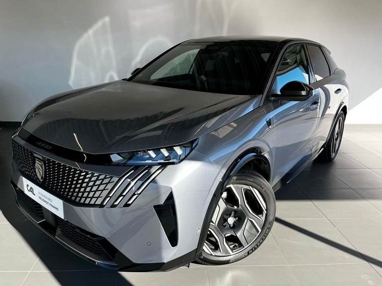 Peugeot e-3008 77 GT Pack