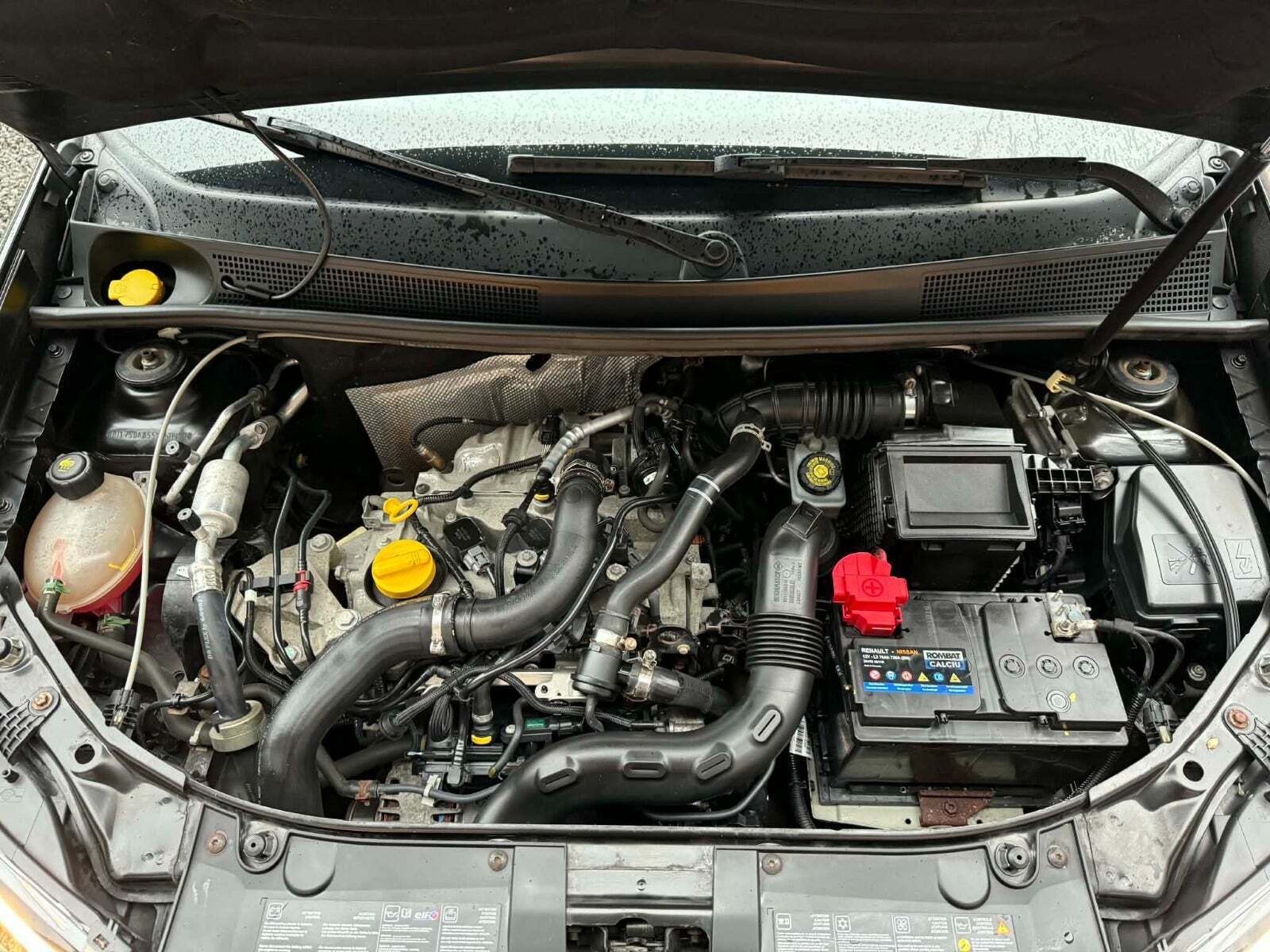 Sort Dacia Logan fra 2014