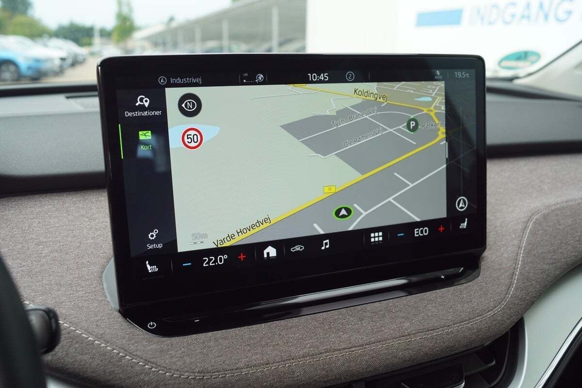 Sølv Skoda Enyaq fra 2023