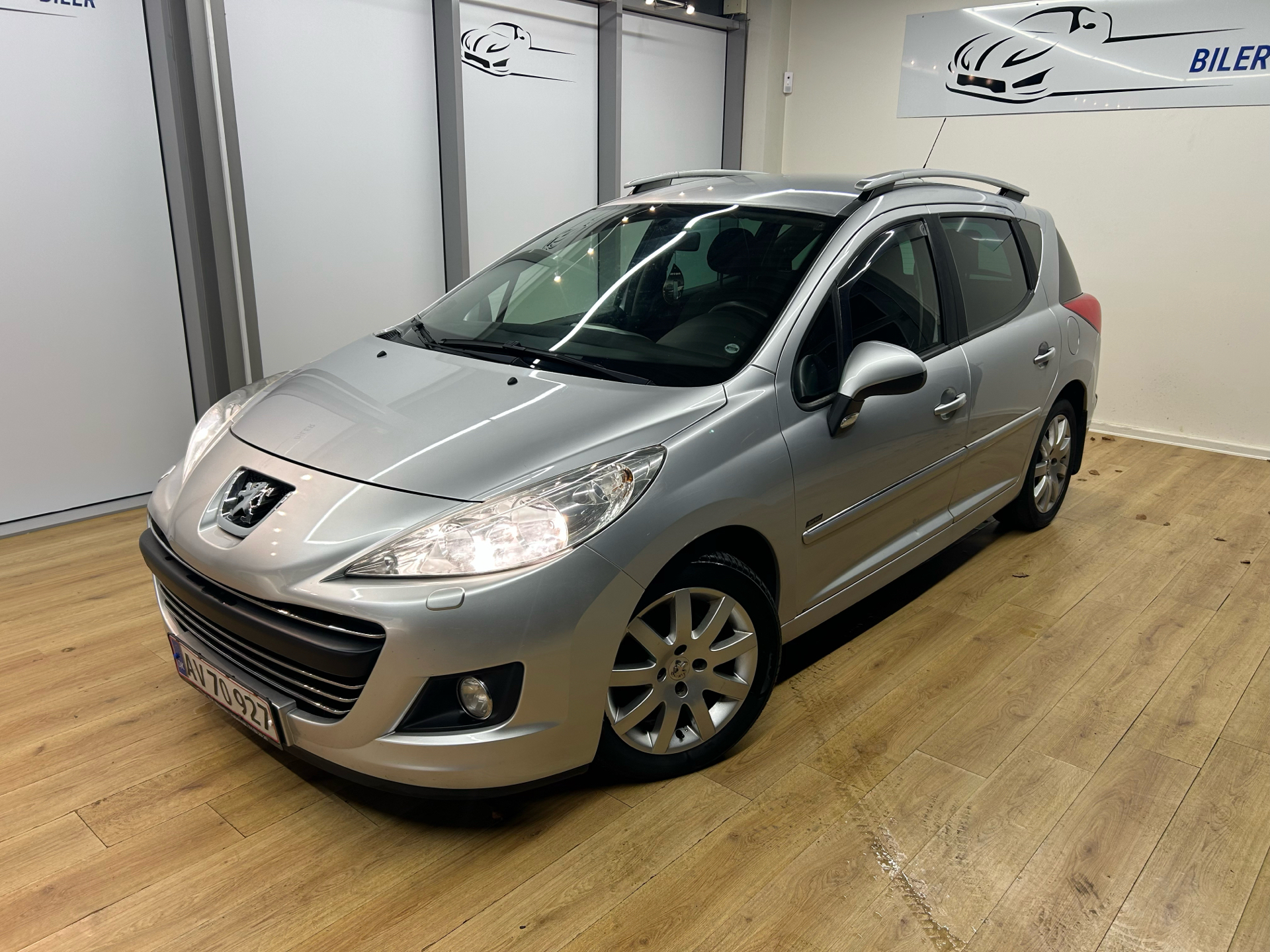 Peugeot 207 1,6 SW HDI Sportium 92HK Stc