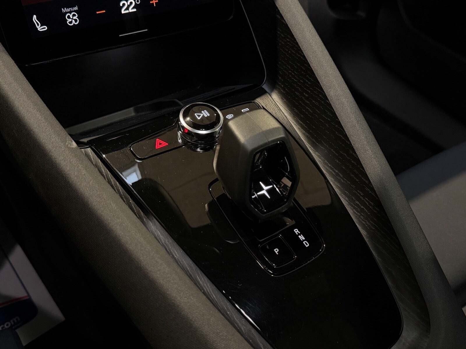 Sort Polestar 2 fra 2023