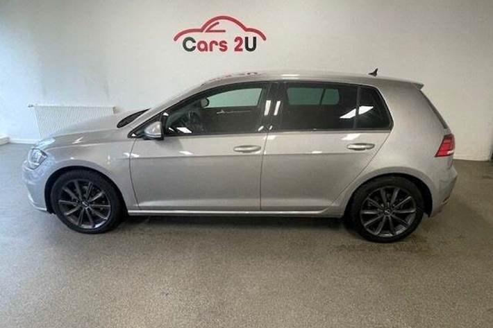 Sølv VW Golf VII fra 2018