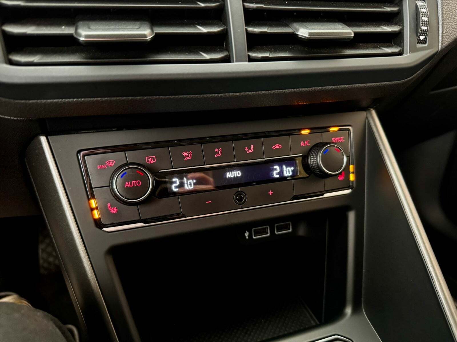 Grå VW Polo fra 2018