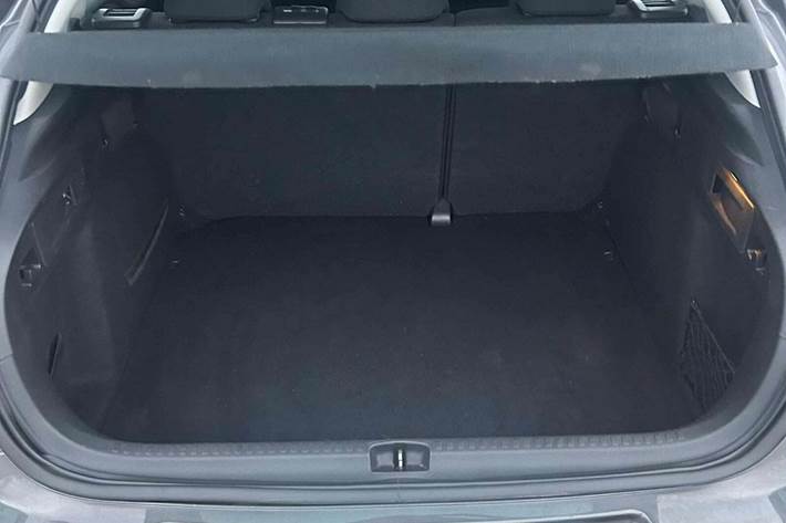 Grå Citroën C4 fra 2015