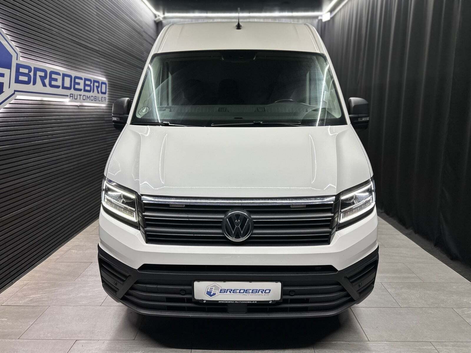 VW Crafter 35 2,0 TDi 177 Kassevogn L3H3 aut.