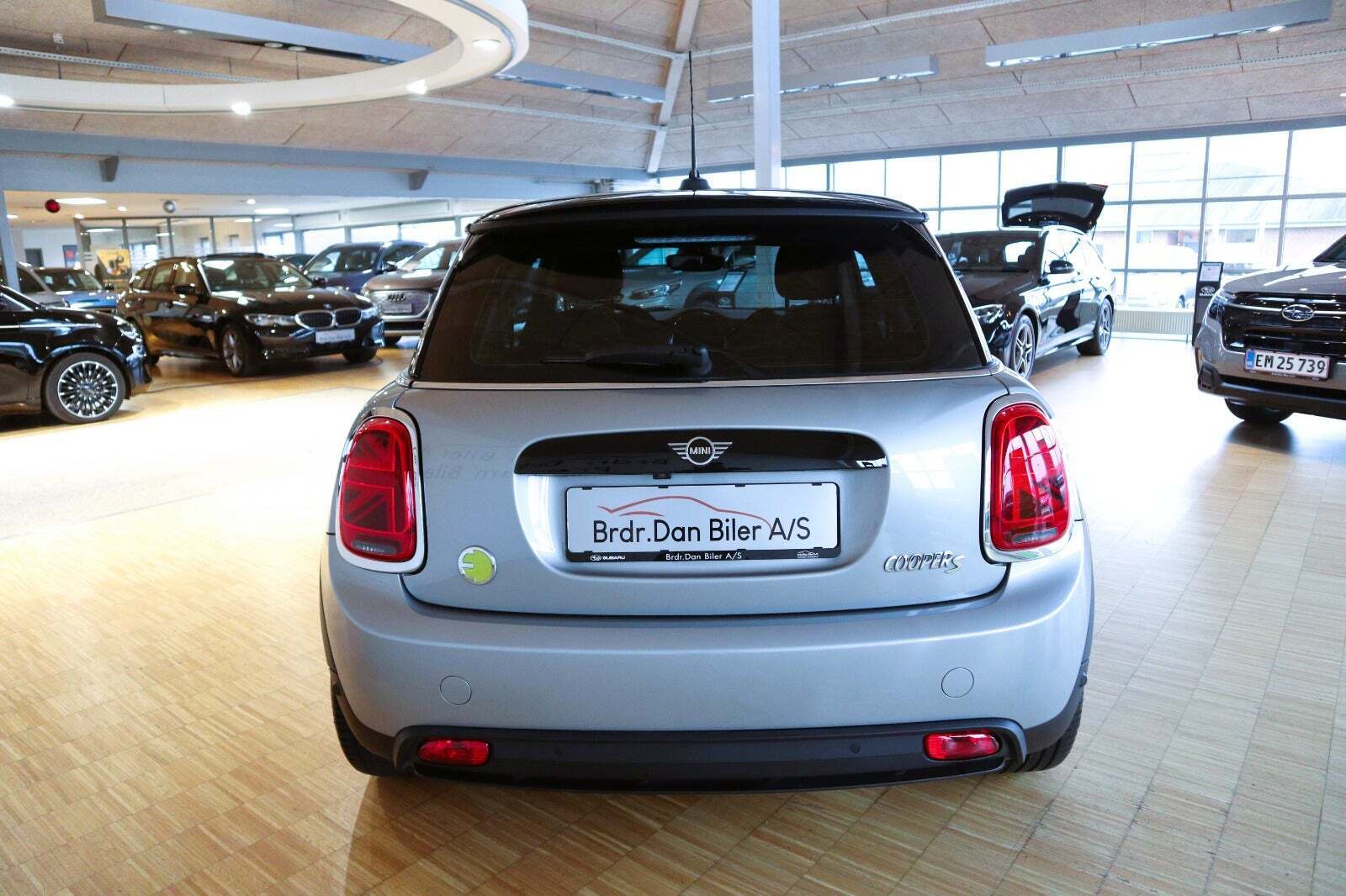 Mini Cooper SE Classic Trim