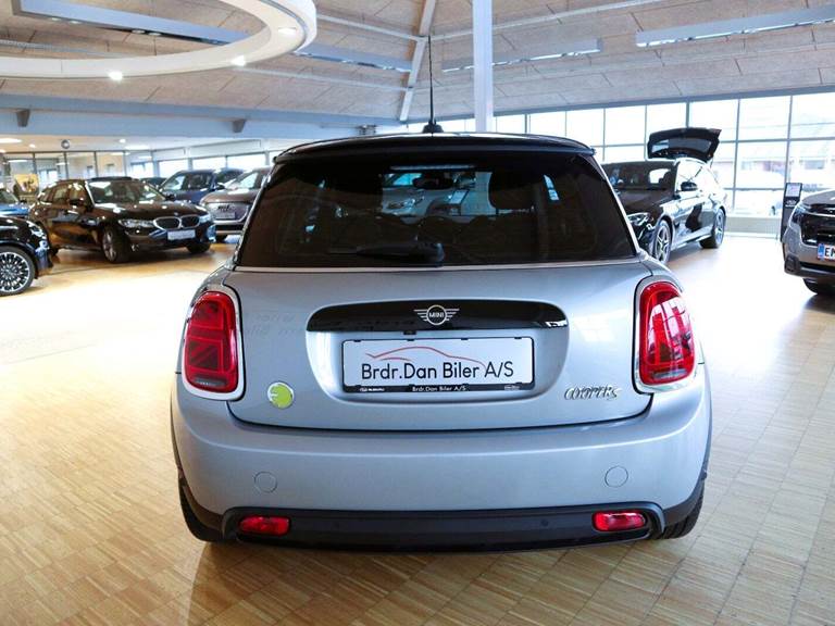 Mini Cooper SE Classic Trim