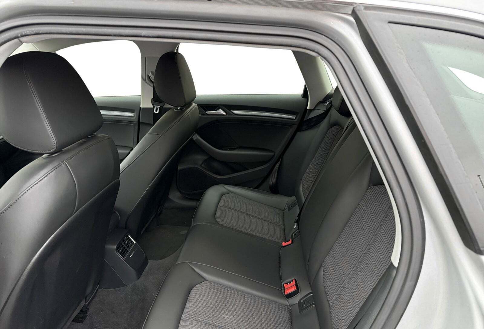 Audi A3 1,4 TFSi 122 Ambition Sportback  S-tr.