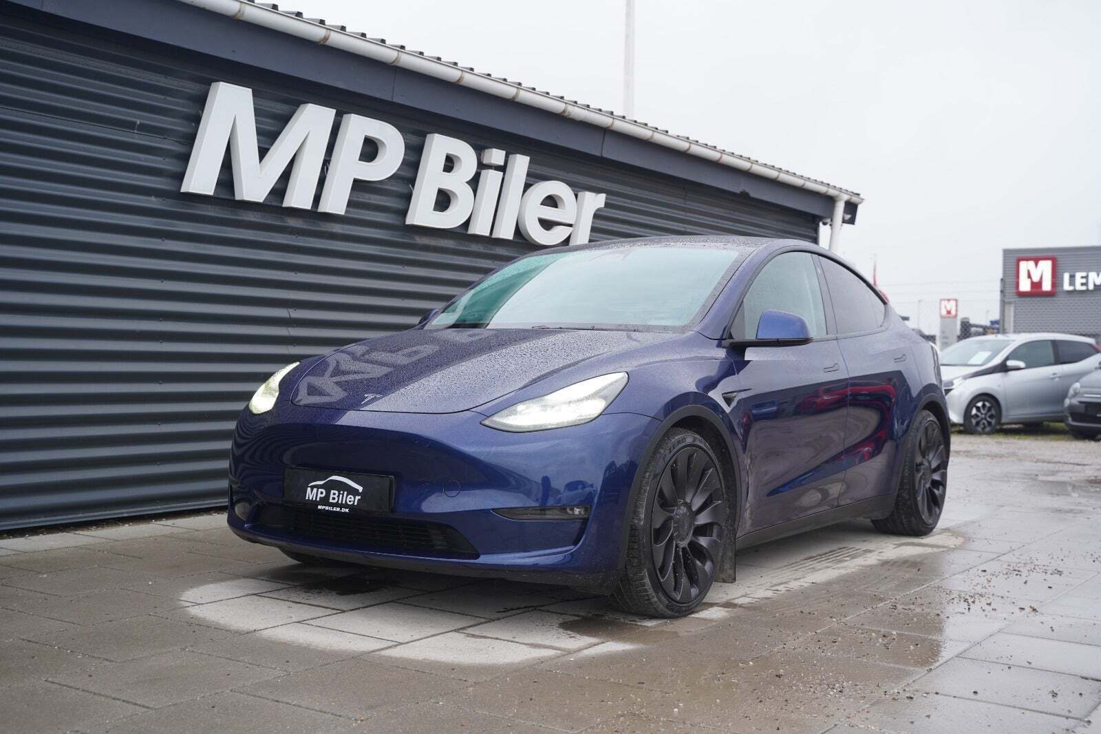 Tesla Model Y Performance AWD